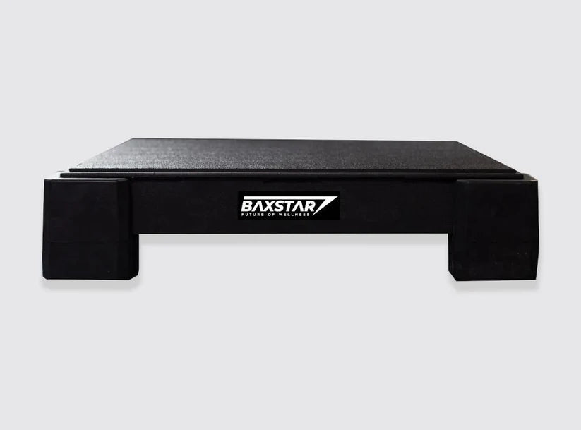 A black 5D Resonate Plate vibration exercise machine with the brand name 'BAXSTAR' on the top surface.